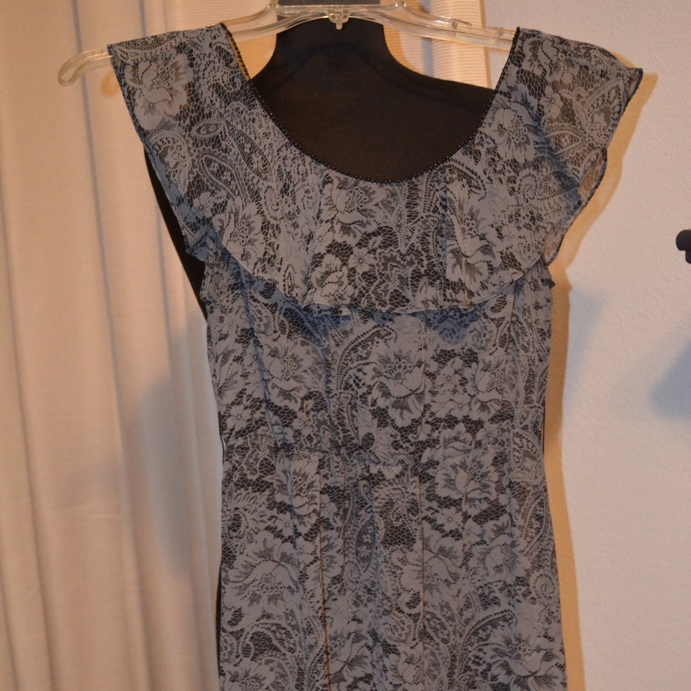 KNEE Dress Size S I ❤️ Ronson Short Sleeve Sheer